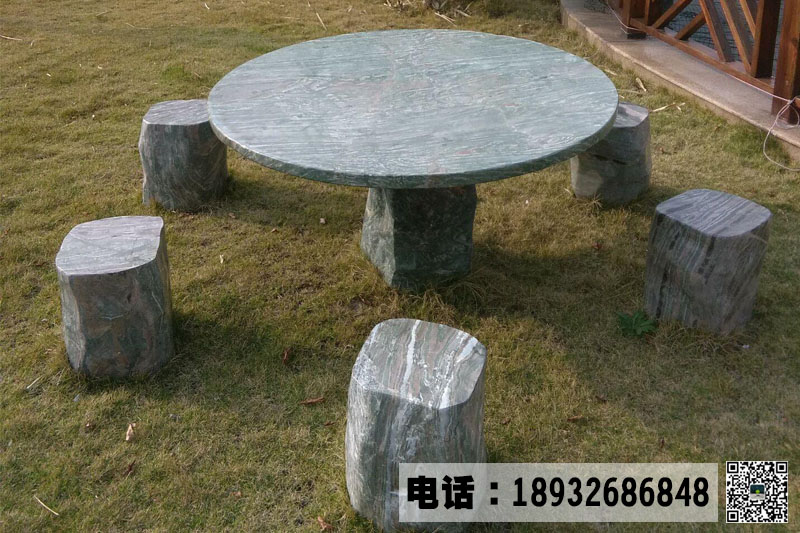 新闻石桌椅27.jpg